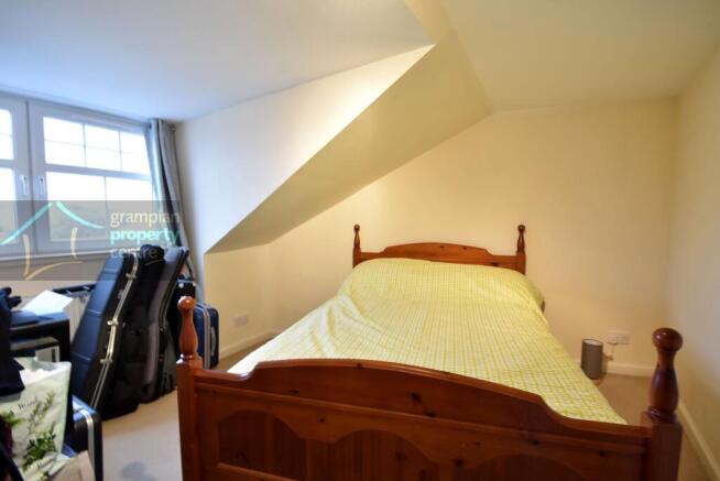 bed 2.JPG