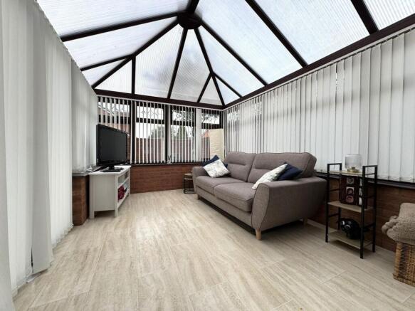 Glencroft Close, Branston, Burton-on-Trent, DE14 photo 4