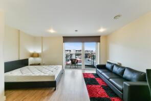 304, 1 Hudson Building, Deals Gateway, London SE10 8EA