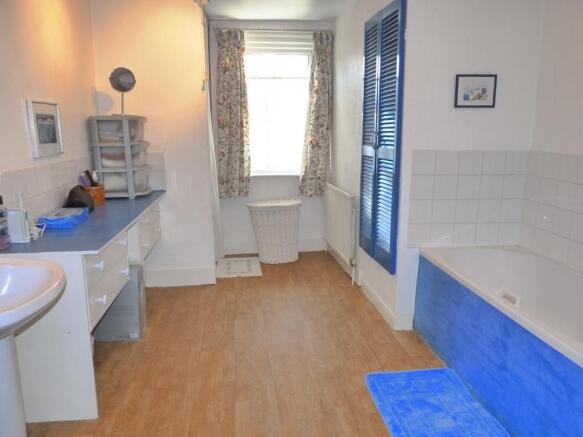 Photo 7