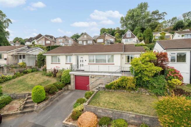 Crescent Gdns E2.jpg