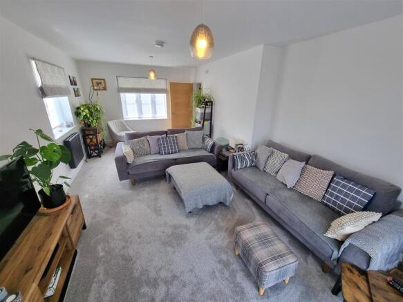 Sitting room.jpg