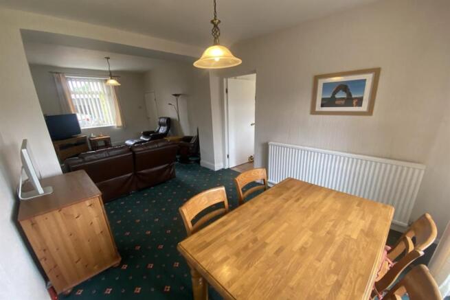 LIVING ROOM DINING R