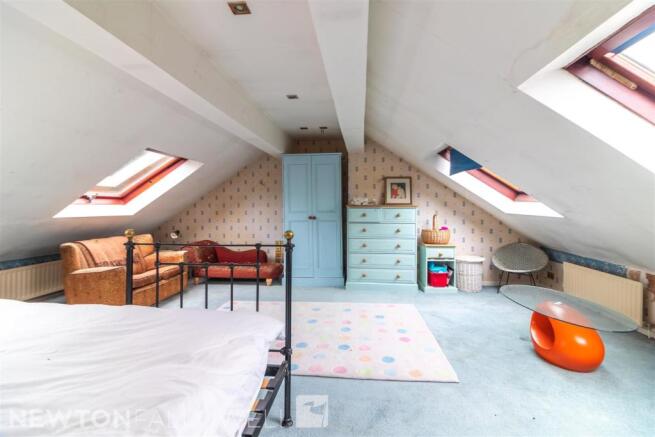 BEDROOM FIVE
