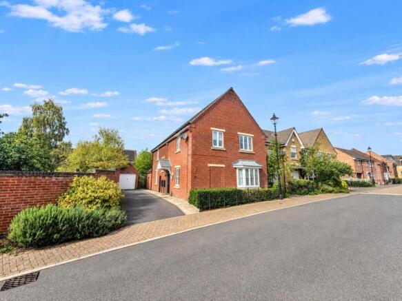 4-bed detached on Goldfinch Road, Uppingham, Rutland, £450,000