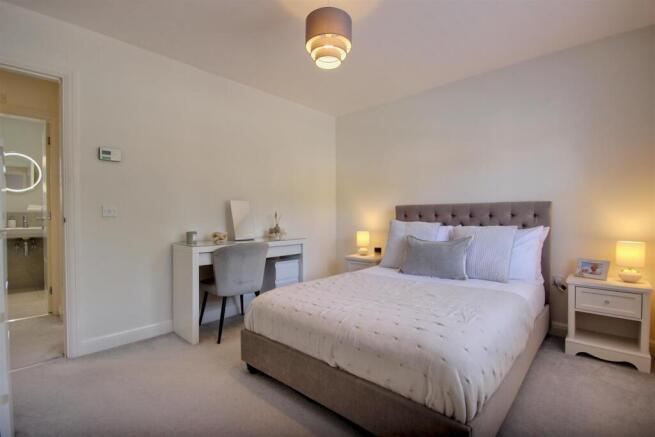 2 bed Terraced for sale Image 12