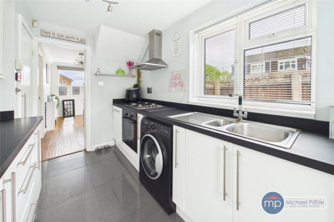 3 bed Semi-Detached for sale Image 9