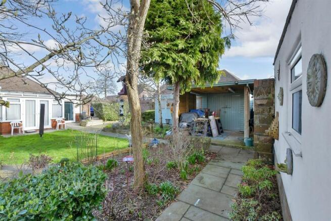 Workshop/Outbuildings