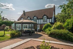 Toad Hall, Dunmow Road From Bran End To Broadway, Bran End, Dunmow CM6 3RT