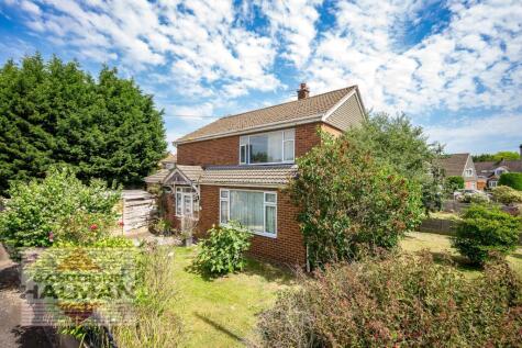 Croxton Close, Sale, M33