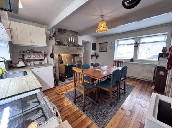 Dining Kitchen 