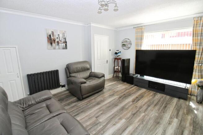3 bed Terraced for sale Image 5