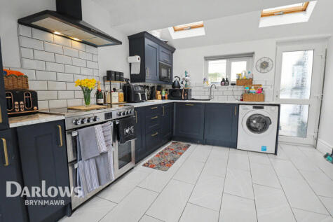 Cwm Cottage Road, Abertillery