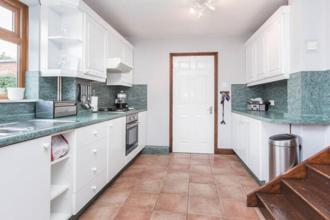 Kitchen/Breakfast...