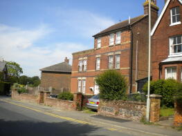 Flat 3, 2, Ethelbert Road, Canterbury CT1 3NE