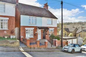 30, Beechwood Gardens, Caterham CR3 6NH