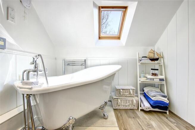 En-Suite Bathroom