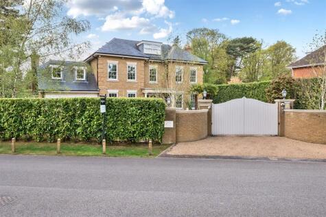 Warren Drive, Kingswood