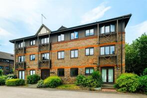 27, Winningales Court, Vienna Close, Clayhall, Ilford IG5 0PX