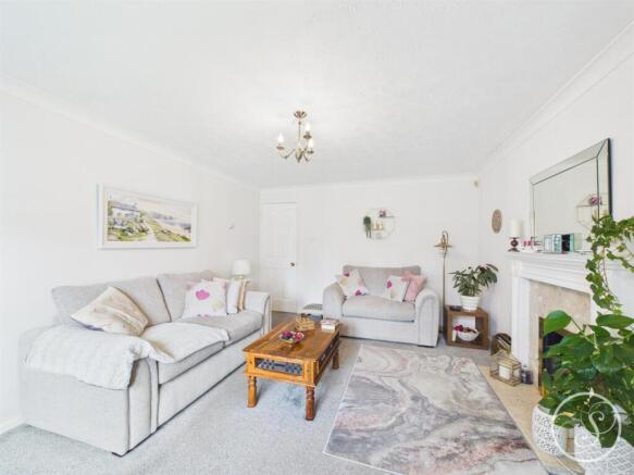 2 bed Bungalow for sale Image 8