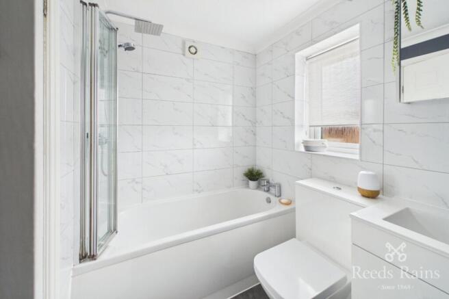 3 bed Semi-Detached for sale Image 5