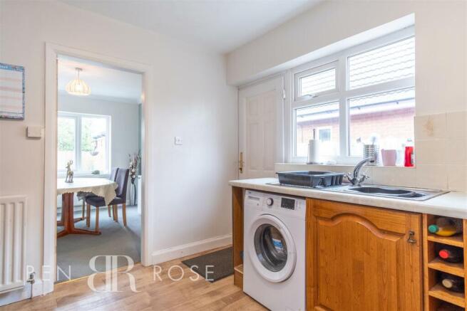 Kitchen/Dining