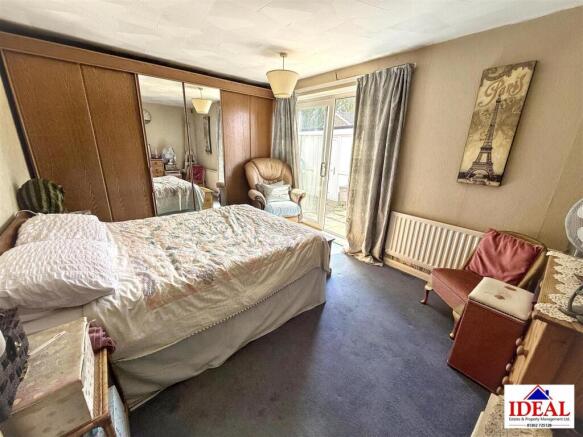 2 bed Detached Bungalow for sale Image 11