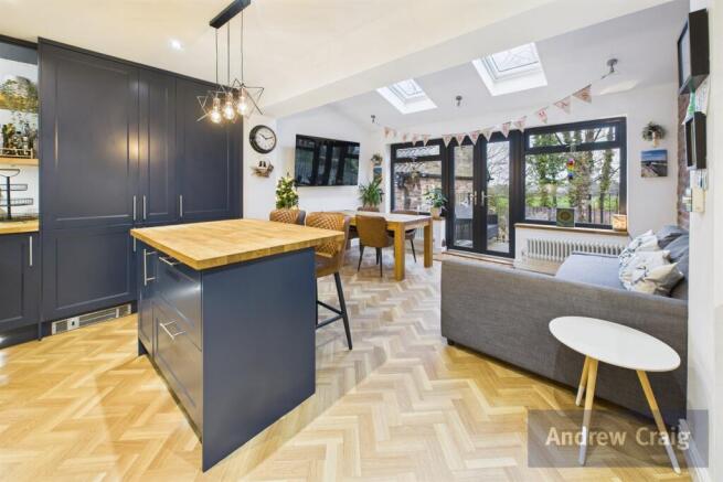 Open Plan Kitchen Li