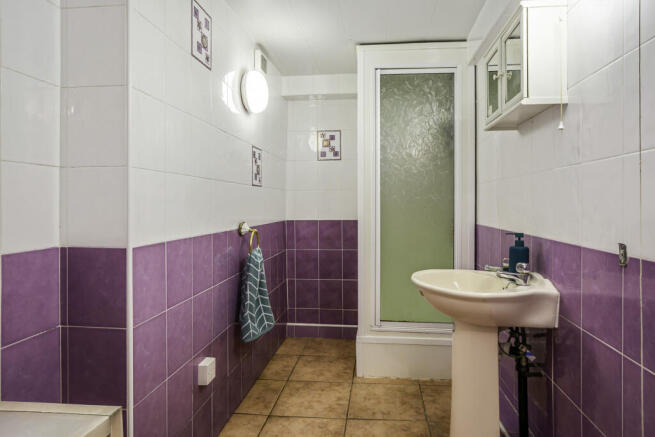 2 bed Flat to rent Image 7