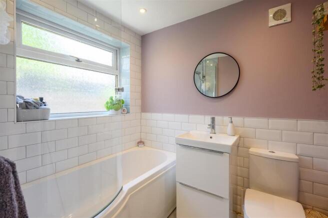 3 bed Terraced for sale Image 7