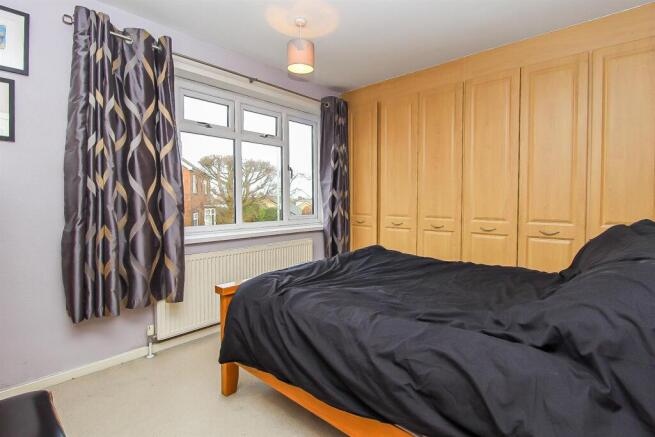 3 bed Detached Bungalow for sale Image 8