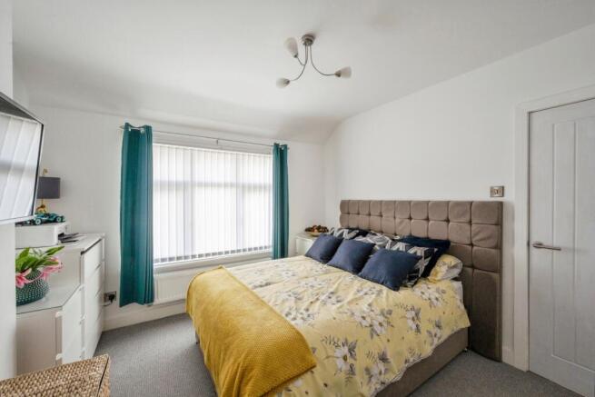 3 bed Semi-Detached for sale Image 12