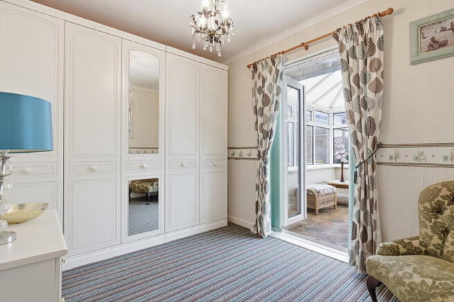 2 bed Detached Bungalow for sale Image 11