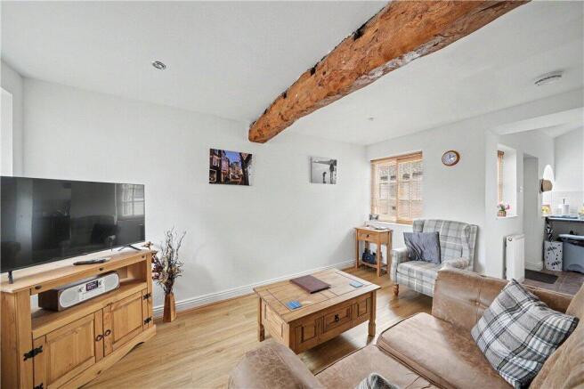 1 bed House for sale Image 7