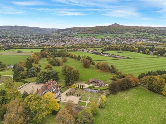 DJI_20251016125244_0039_D.jpg