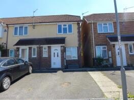 28, Woodsage Drive, Gillingham SP8 4UF