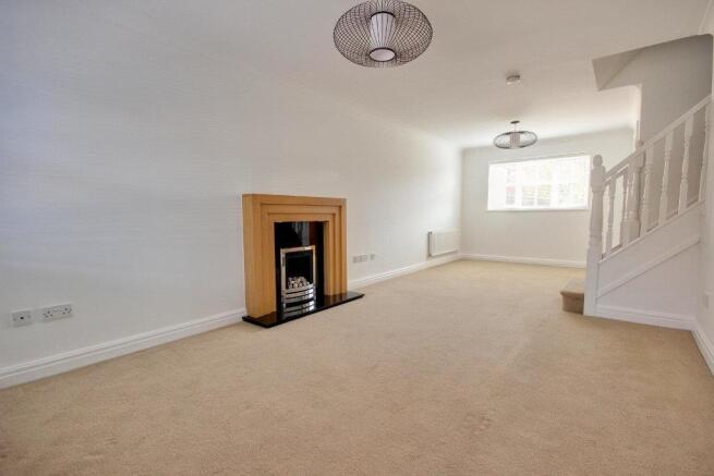 3 bed House to rent Image 3