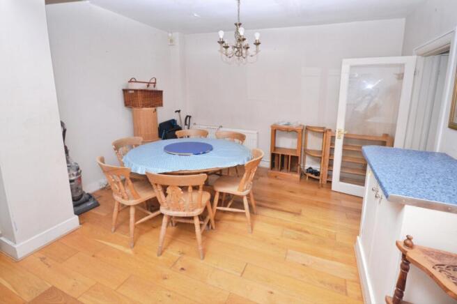 St Stephens Road, Hounslow, TW3 photo 4
