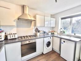 56, Brook Gardens, Emsworth PO10 7LB