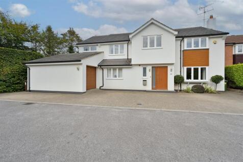 Crosspaths, Harpenden