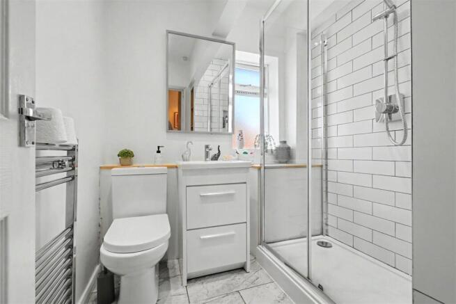 Bathroom_2.jpeg