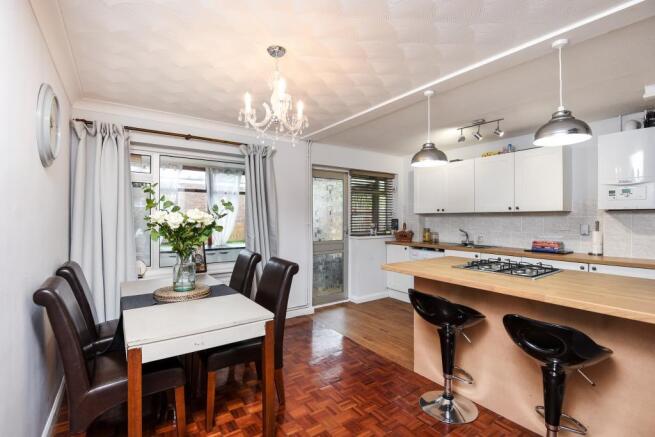 Kitchen Dining Area