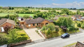 Barn Close, Lenchwick Lane, Evesham WR11 4TG