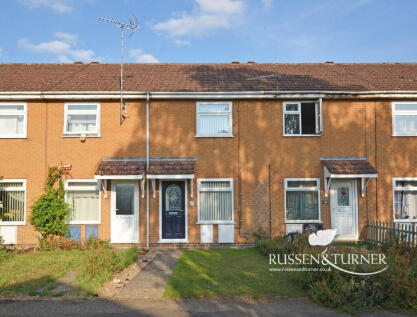 Daseleys Close, A modern and well presented mid-terraced home