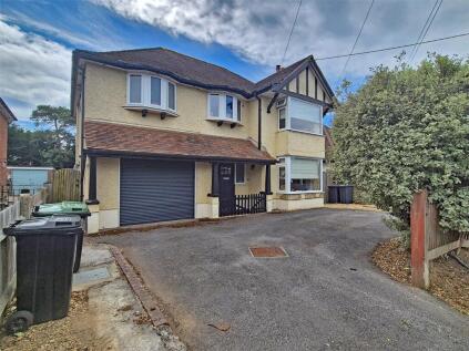 Ashley Road, New Milton, Hampshire, BH25