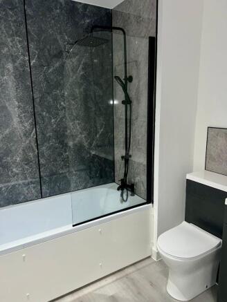 2 bed Apartment to rent Image 7