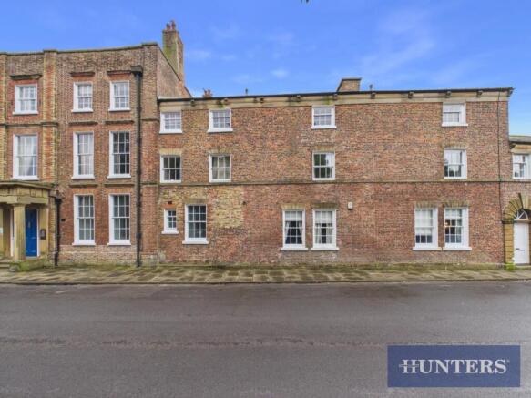 2 bed Apartment for sale Image 11