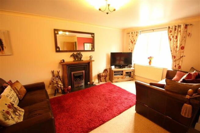 Living Room / Dining Room