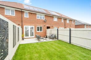 13, Edward Way, New Farnley, Leeds LS12 5FB