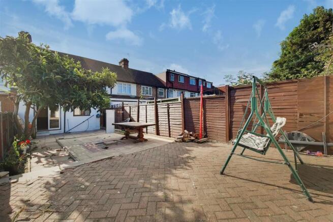 6_Patio-1.jpg